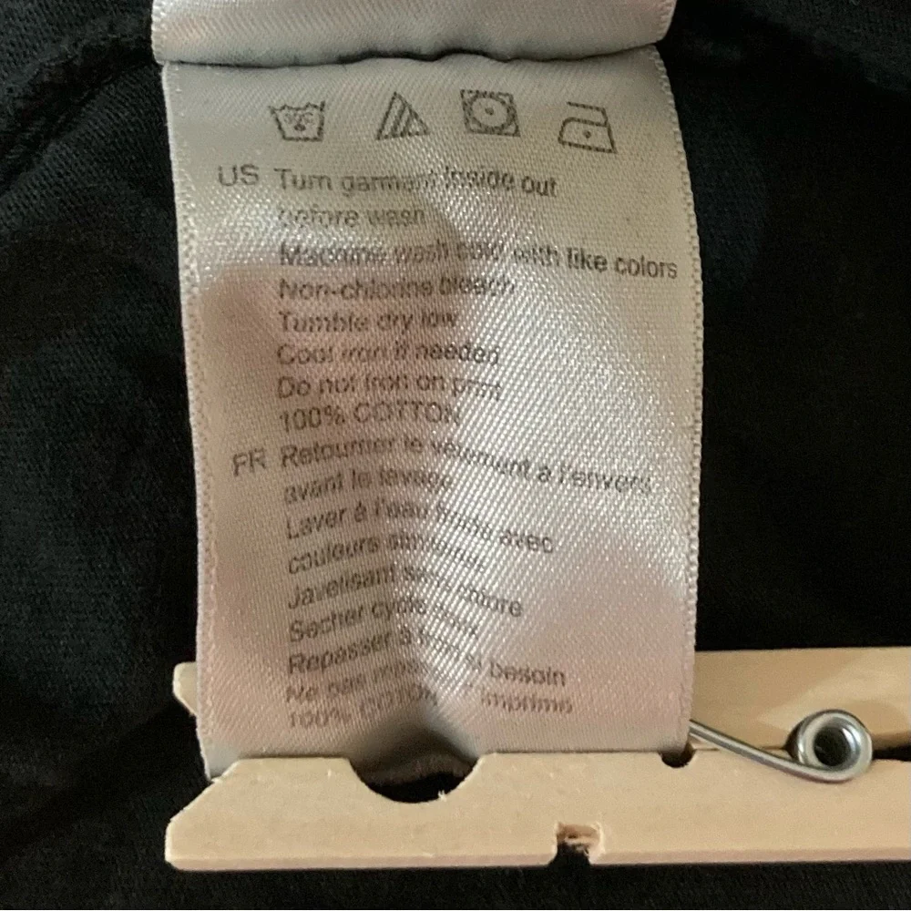 VISSLA embrace laid